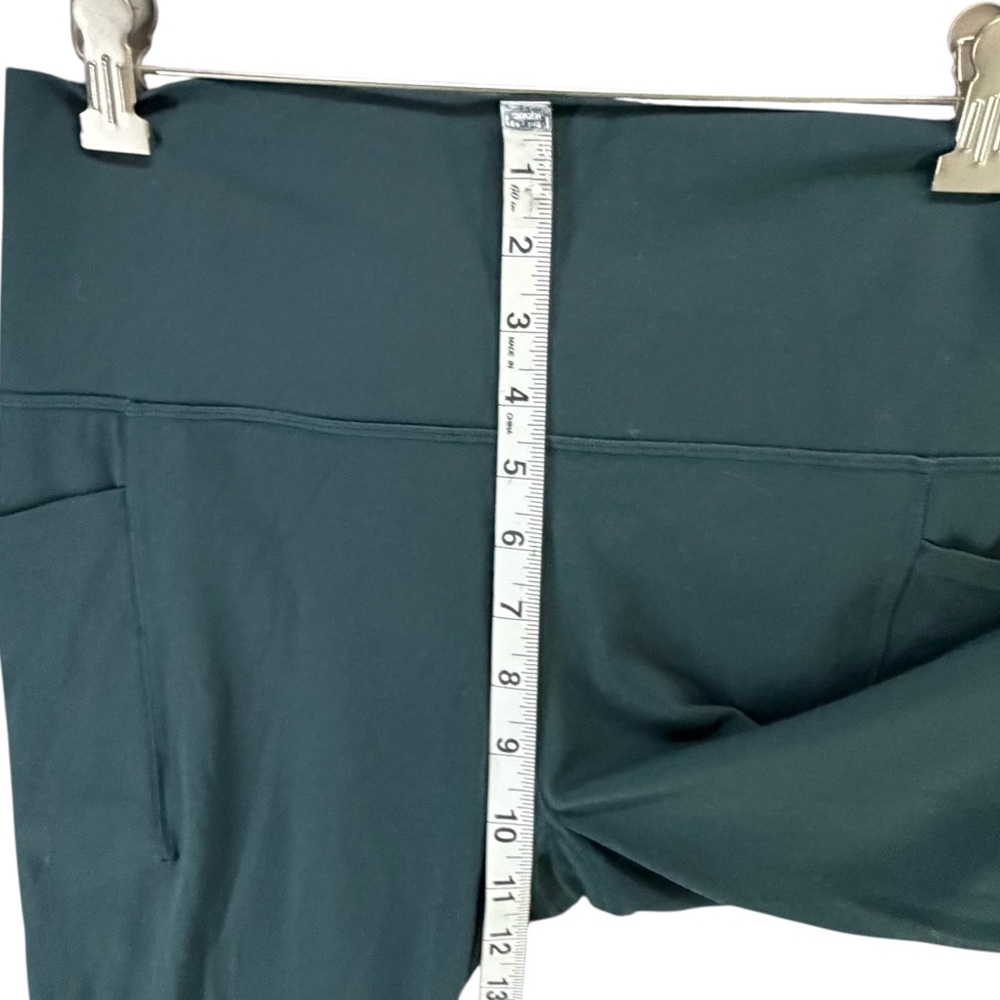 Athleta Salutation Stash Tight Leggings M Pine Green Active Workout Yoga UPF 40+ - Picture 6 of 10